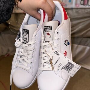 Adidas x Hello Kitty Stan Smith originals kids size 6.5